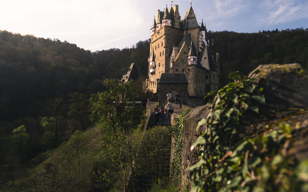 How to photograph landmarks in a new way